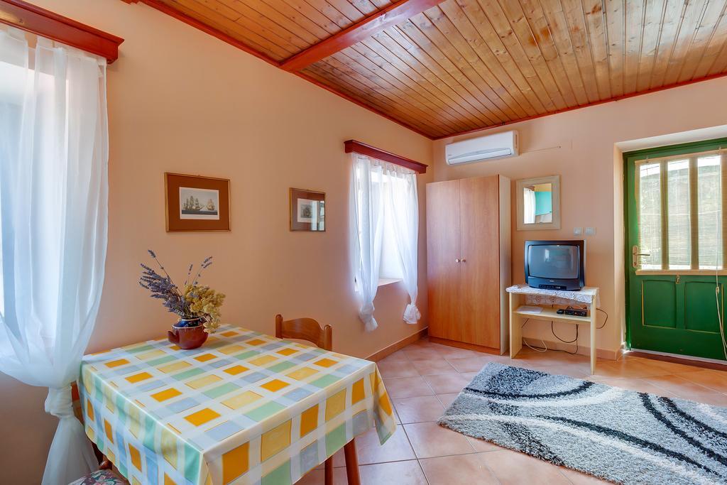 Apartments Josip & Maria Lussingrande Esterno foto