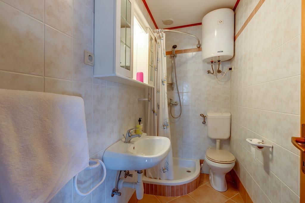 Apartments Josip & Maria Lussingrande Esterno foto