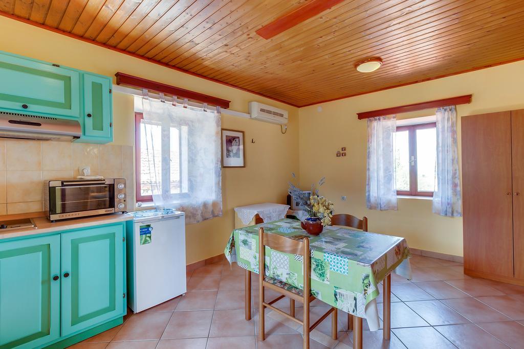 Apartments Josip & Maria Lussingrande Esterno foto